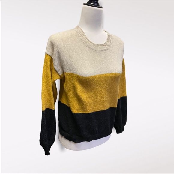 DREAMERS | 3/$15 Women's Multicolored Sweater - Picture 2 of 4